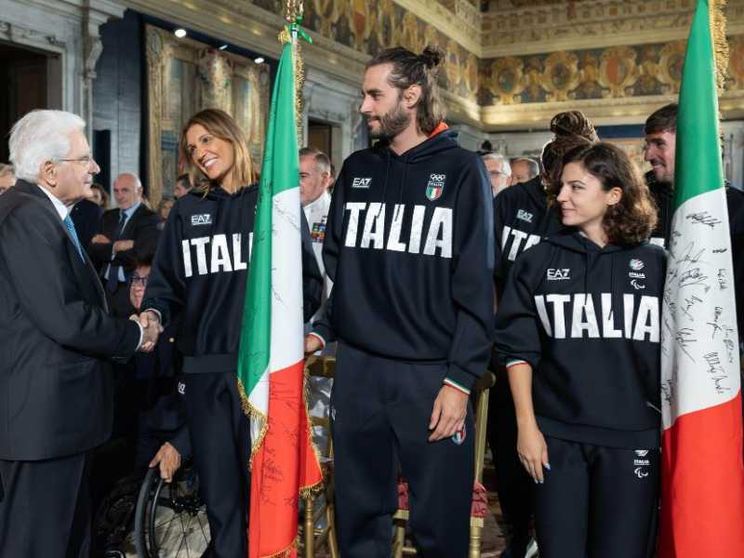 L'Italia riporta il Tricolore a Mattarella: «Bravi, ora Milano-Cortina»