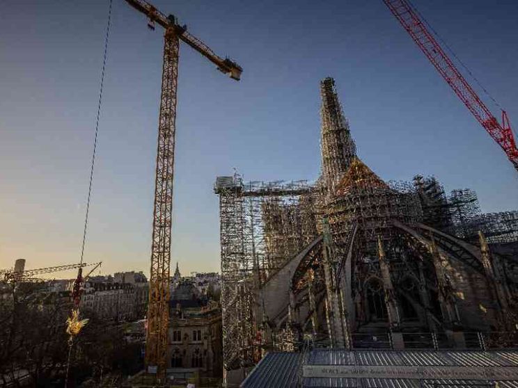 Ulrich: la rinascita di Notre-Dame, segno d'unità fra popoli e religioni