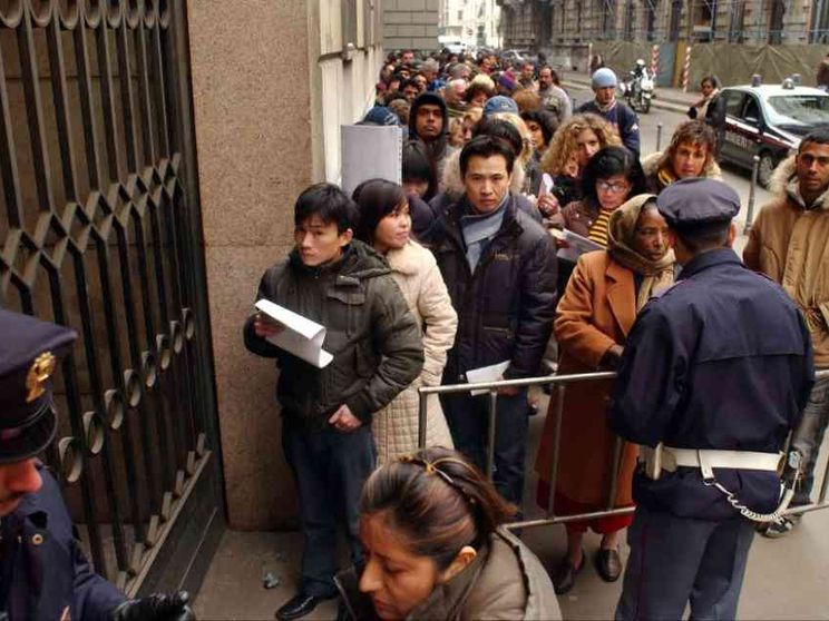 Ecco le nuove regole per l'ingresso in Italia degli stranieri