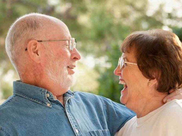 Eros benedetto anche per gli anziani