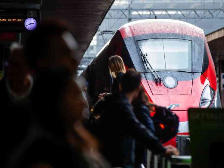 Operaio ucciso sulla linea Bologna-Venezia. Ed è ancora caos ferrovie