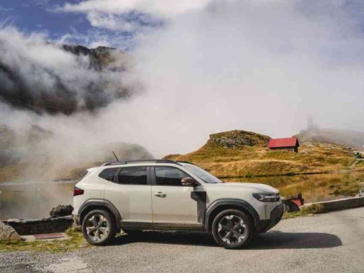 Tra orsi, curve e strapiombi: con la Dacia Duster a casa di Dracula