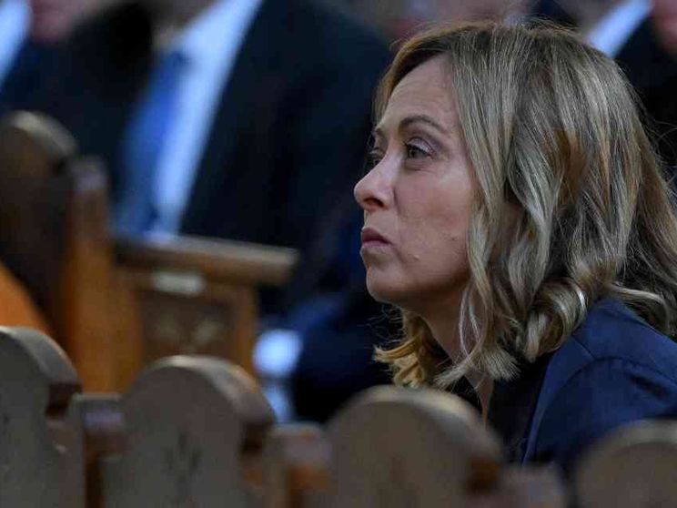 Meloni: «Ricordare e condannare. Pagina drammatica»