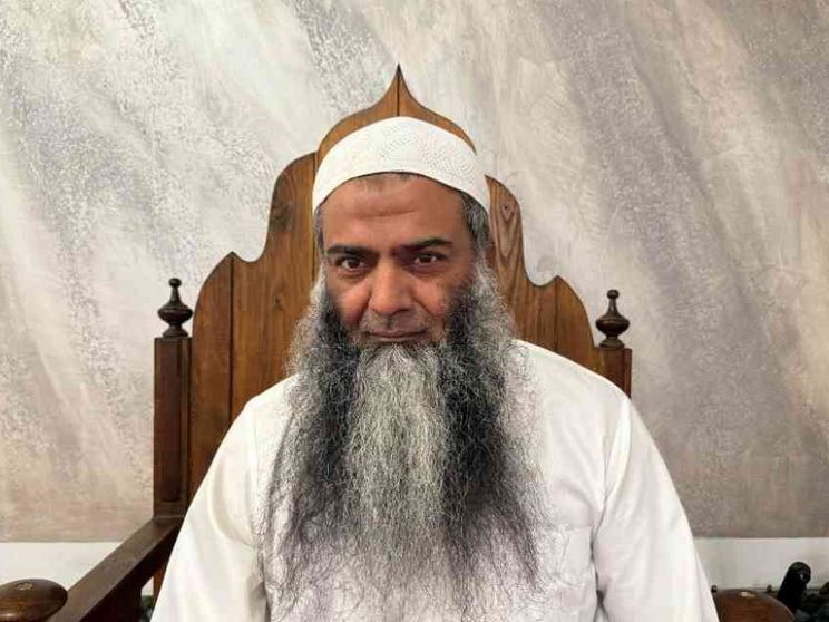 «Sono un estremista islamico». L'espulsione dell'imam filo-Hamas è un caso