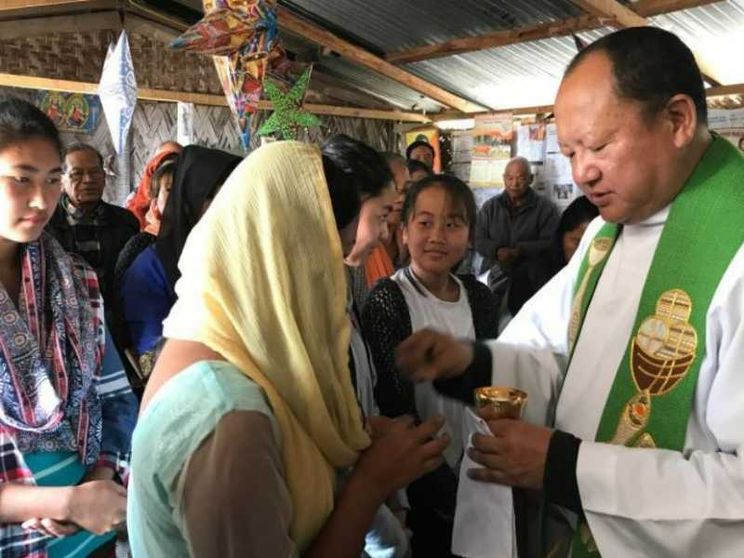 «Io, unico prete in Bhutan con 200 cattolici. Grazie a Madre Teresa»