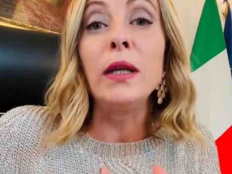 Manovra e casa, governo in tilt. Meloni: «Non alziamo le tasse»