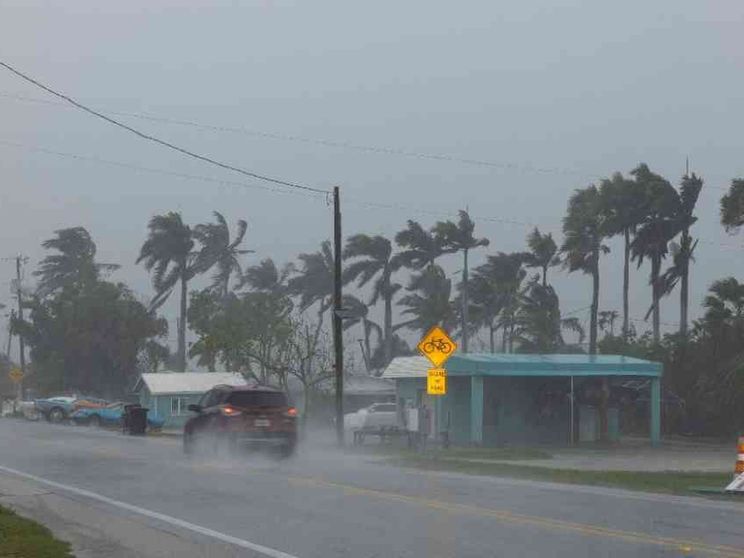 L’uragano Milton fa tremare l’America: «Fuggite, può avere effetti disastrosi»