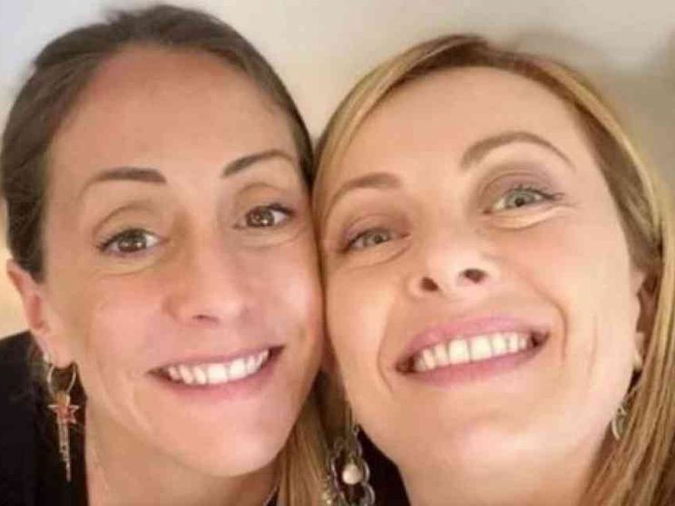 Spiava i conti delle sorelle Meloni, indagato l'ex dipendente di Intesa