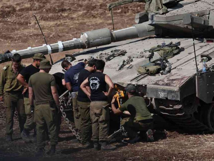 I 130 che hanno detto «signornò» perché «questa non è più guerra di difesa»