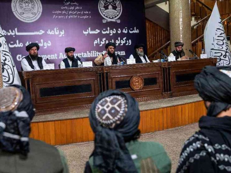 Il nuovo giro di vite dei taleban: stop alle immagini degli esseri viventi