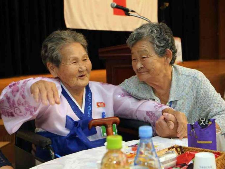 Morire in casa da soli: il dramma dei “kodoksa”