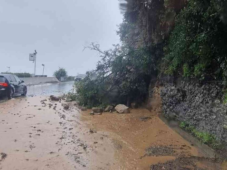 In Liguria frane ed esondazioni: scattata l'allerta fino a mezzanotte
