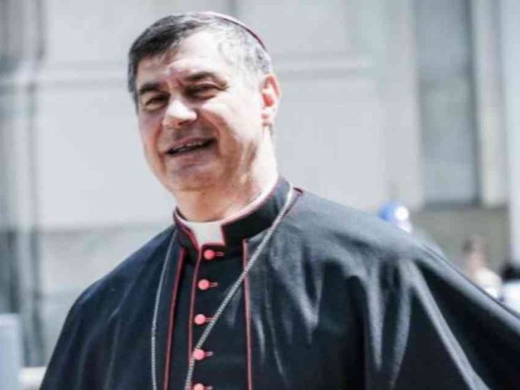 Repole: la carità? Non è un affare di pochi. La Chiesa deve rinnovarsi