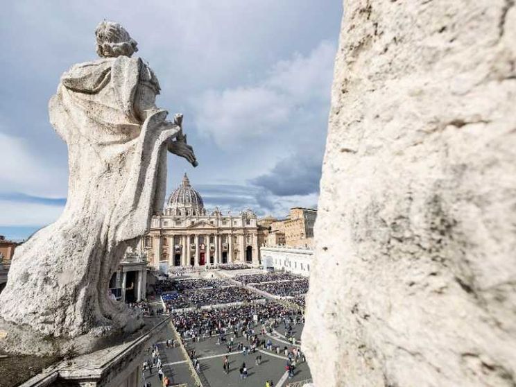 Il Papa: è il servizio lo stile di vita del cristiano