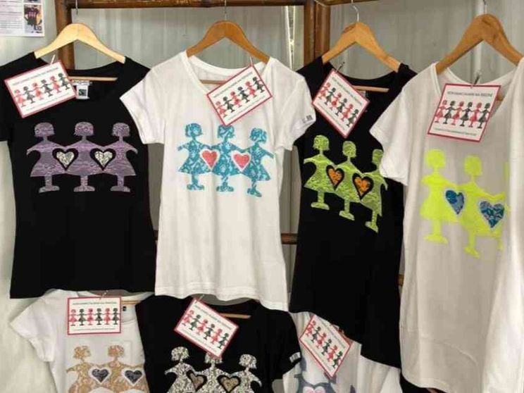 Nasce il nuovo brand delle lavoratrici La Perla. Ore decisive per la vertenza