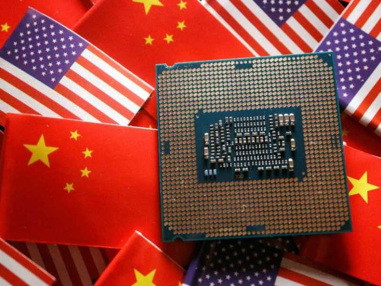 Gli Usa alzano il tiro: stop agli investimenti tecnologici in Cina