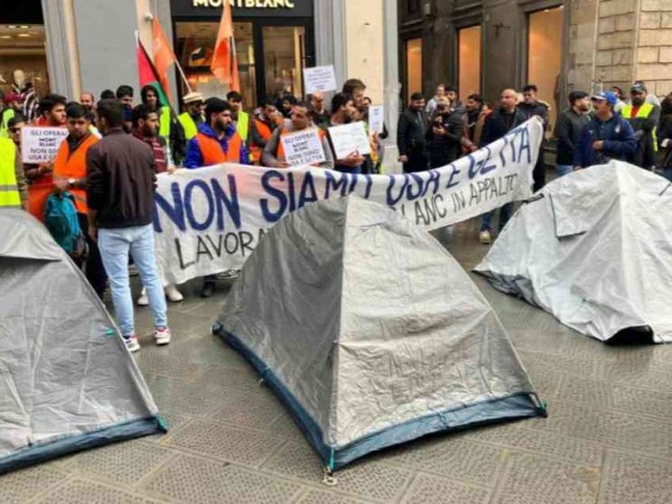 Operai prima sfruttati e poi licenziati, il caso delle borse Montblanc