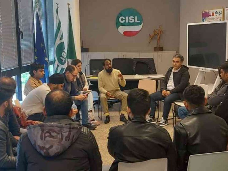 Gli stranieri di Prato ora si ribellano e denunciano: «Siamo schiavi»