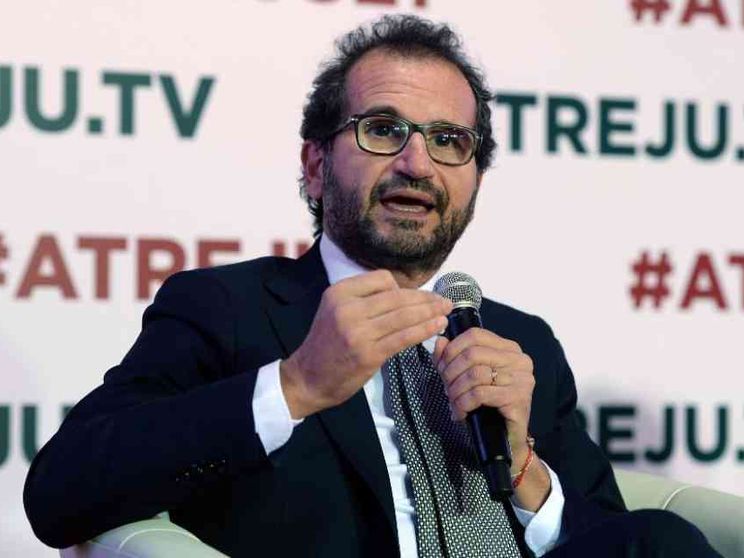 Lo spot, la clinica privata: cosa succede col sottosegretario Gemmato