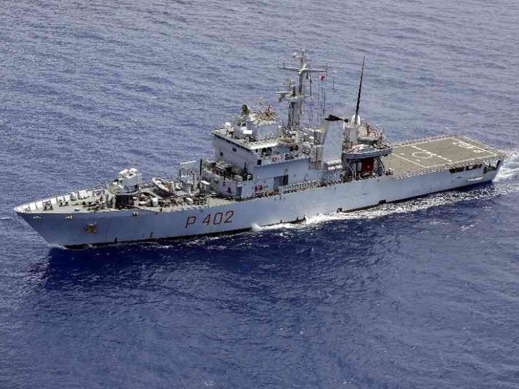 La nave Libra è in mare: tutti i nodi di un nuovo trasbordo verso l'Albania