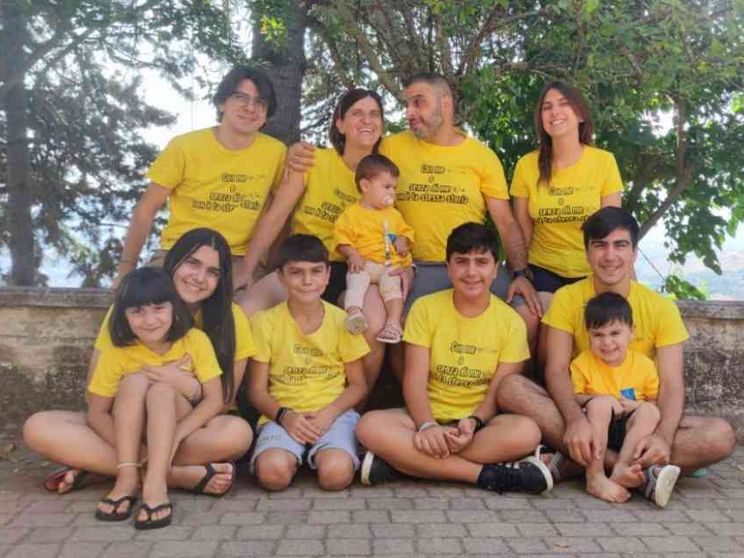 I Pergola (9 figli più 78 in affido) e gli altri: il segreto delle maxifamiglie