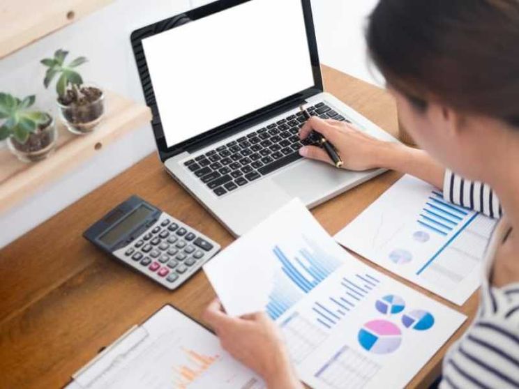 Donne e finanza, quel gap che condiziona scelte e relazioni
