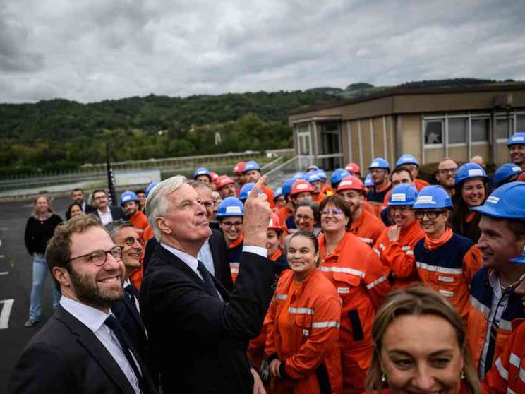 La Francia pensa all'adieu alle 35 ore: «Non possiamo lavorare così poco»