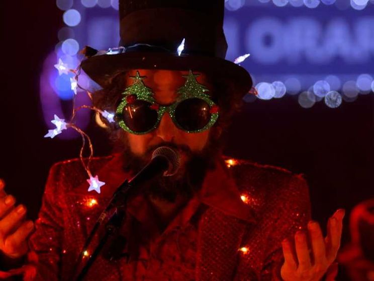 Vinicio Capossela: la mia musica celebra la festa