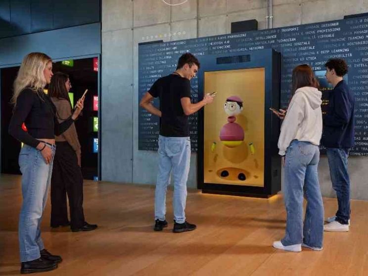 A Milano è nato SAM, l'avatar che spiega la rivoluzione digitale con l'IA