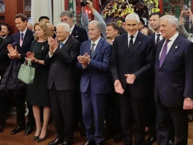 Mattarella incoraggia la Cina: «Si adoperi per la pace in Ucraina»