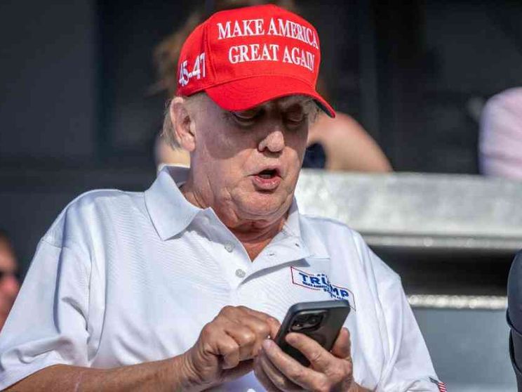 Caccia a Théo, il francese che ha “sbancato” con Donald Trump