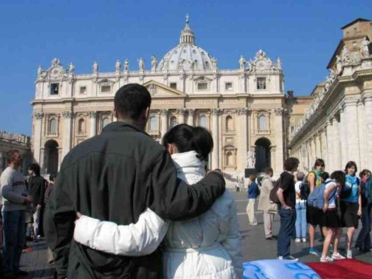 L’Italia si sente ancora cattolica ma vorrebbe una Chiesa al passo coi tempi