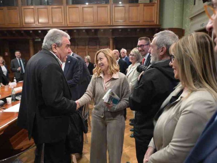 Meloni e i sindacati si parlano, ma non si intendono: sciopero confermato