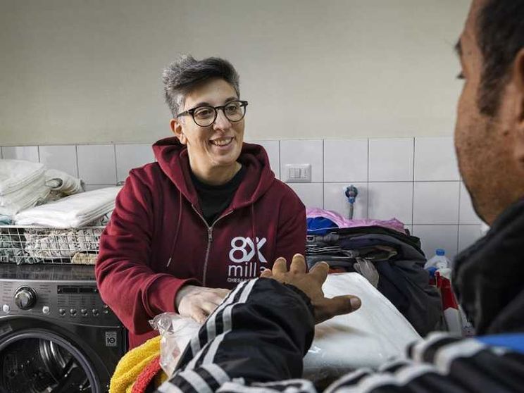 Il dormitorio nel cuore di Salerno: «Chi fa fatica trova riposo e ascolto»