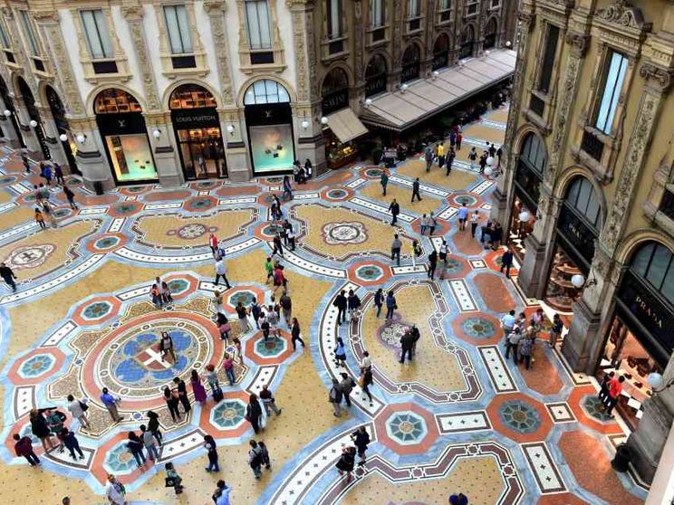 Il lusso non è più una certezza, chiude il 2024 con il segno meno