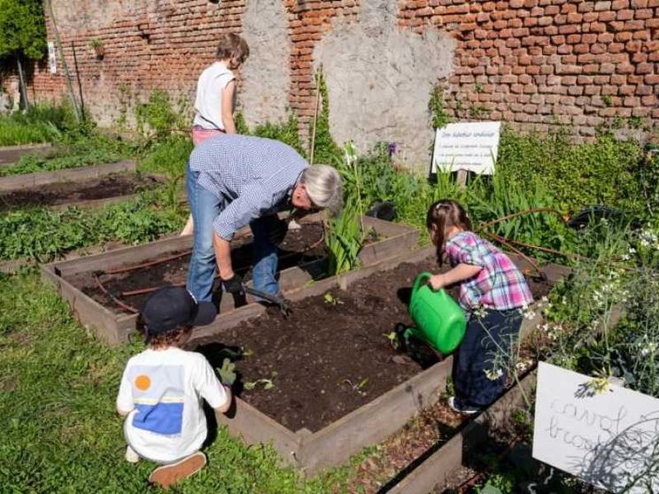 Cascina Cuccagna ha messo Radici: «Ricuciamo speranze e tessuto sociale»