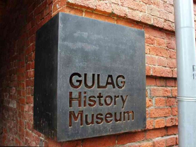Putin oscura la memoria: chiuso il Museo del Gulag