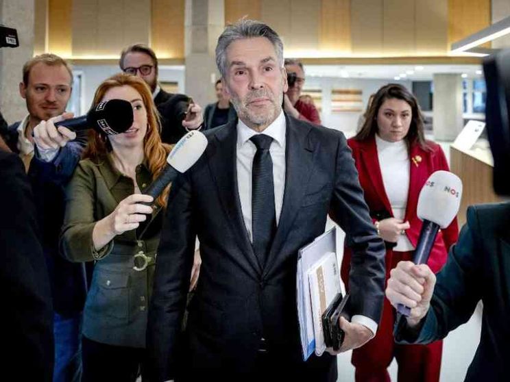 Commenti razzisti, si dimette sottosegretaria. Governo in impasse