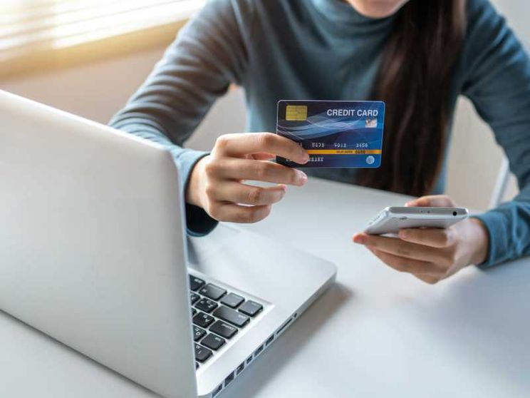 Compra ora, paga dopo: boom dei pagamenti posticipati