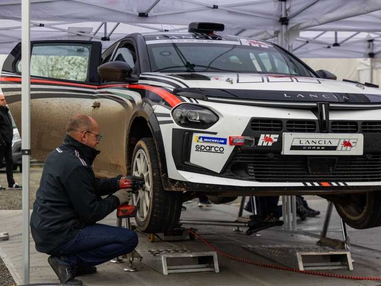 Il rally nel cuore: Lancia ritorna per non disperdere un patrimonio