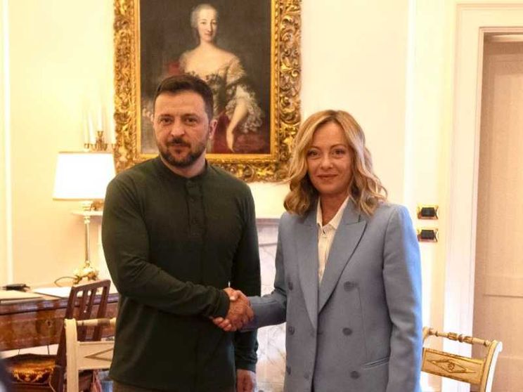 Da Meloni messaggio a Trump: restiamo uniti su Kiev. Roma conferma l'invio di armi