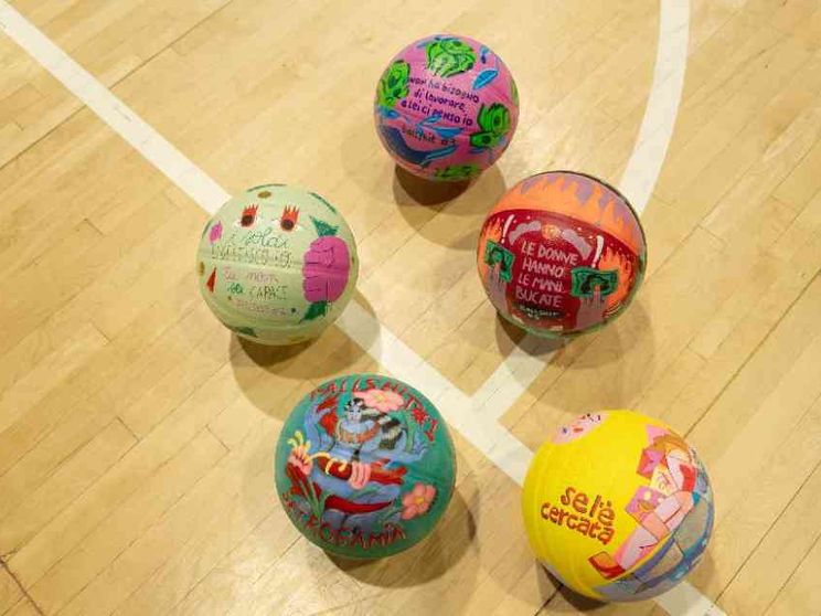 Plenitude e Olimpia in campo contro la violenza sulle donne