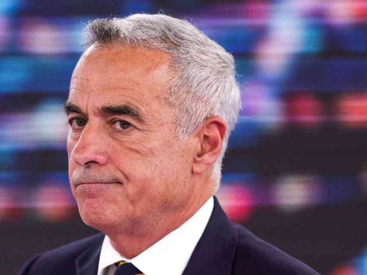 La Romania svolta a destra, con la Russia e contro l'Europa