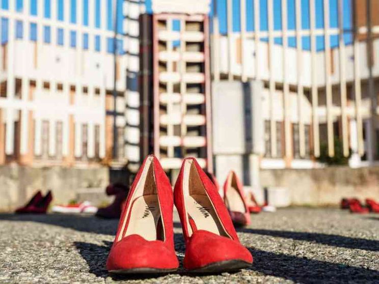 Lucia, Ambra e le altre: «Vi raccontiamo le nostre storie di violenza»