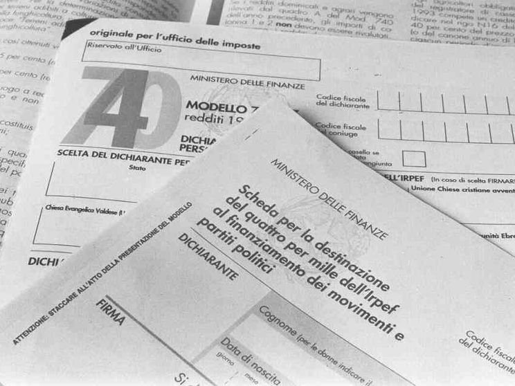 Più fondi ai partiti, ecco perché Mattarella ha fermato il provvedimento