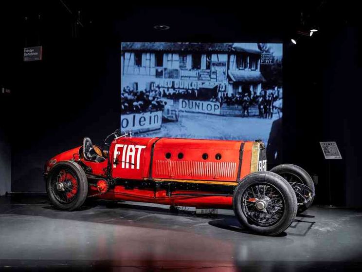 Fiat, 125 anni di storia tra genialità tecnologica e stile