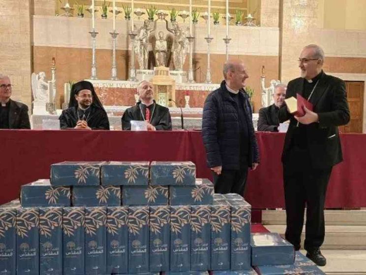 La nuova edizione della Bibbia in arabo: «Parola d'amore contro l'odio»