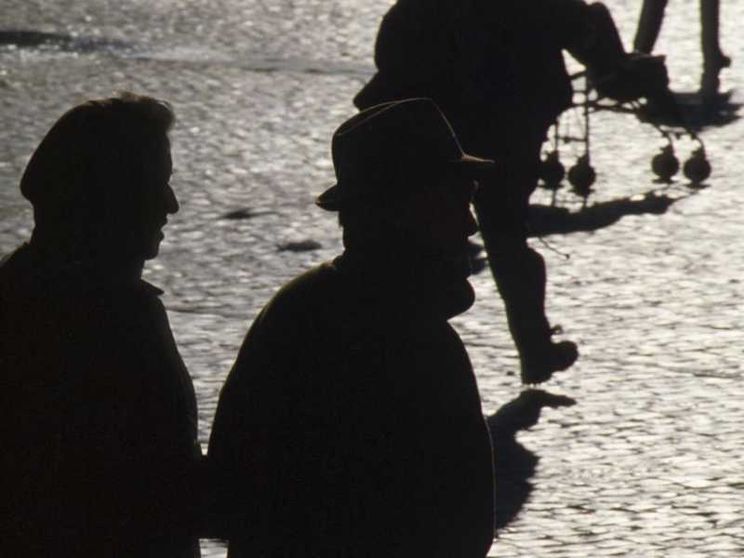 "Onora il padre e la madre", la prima Fondazione per i genitori in difficoltà
