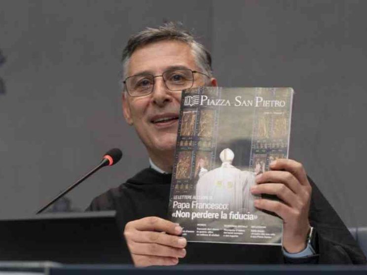 Un filo diretto con il Papa: Francesco apre la sua rubrica delle lettere