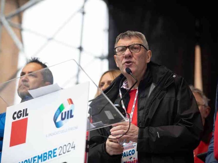 Lo sciopero «per rivoltare il Paese» fa discutere, anche per gli scontri